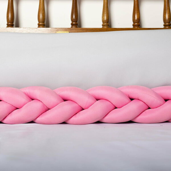 Cozy Comfort: The Magic of Braided Crib Bumpers for Your Baby’s Nursery